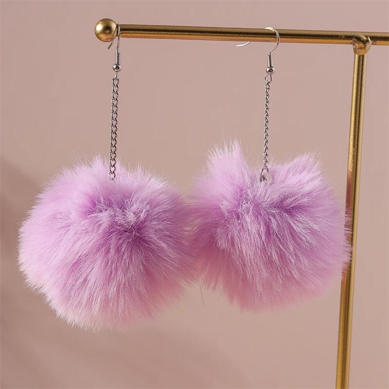 Trendige bunte große Plüsch-Kugel-Ohrringe für Frauen und Mädchen, Party, Festival, Schmuck, Geschenke – Detail 9