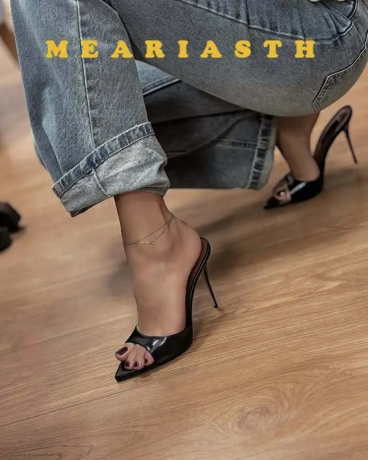 Thumbnail 3 - #40 Trending Pointed Toe Heels Right Now