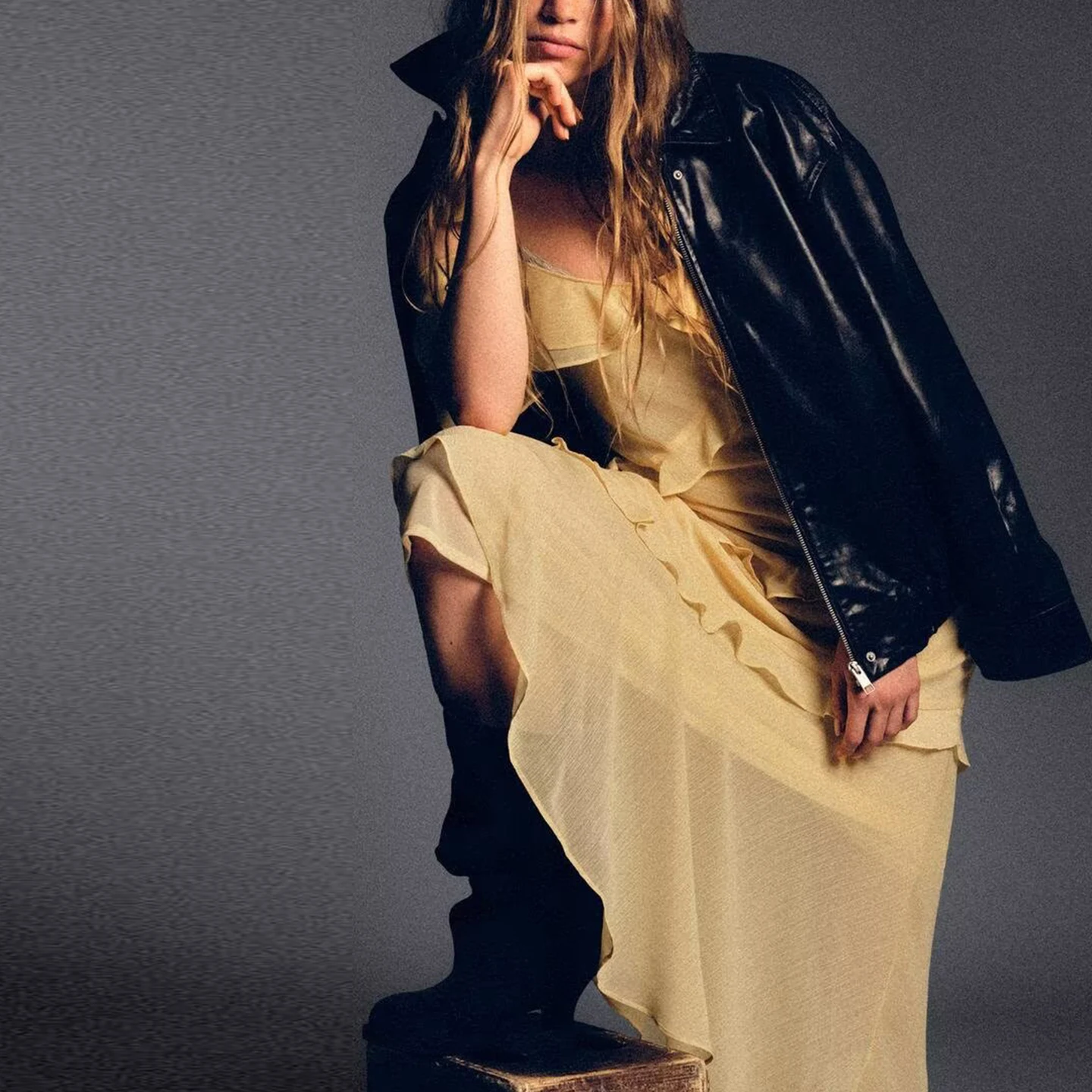 Vestido Decorativo em Camadas com Estampa de Personalidade para Mulheres, em Fibra de Poliéster, Manga Curta, go da Pele e...