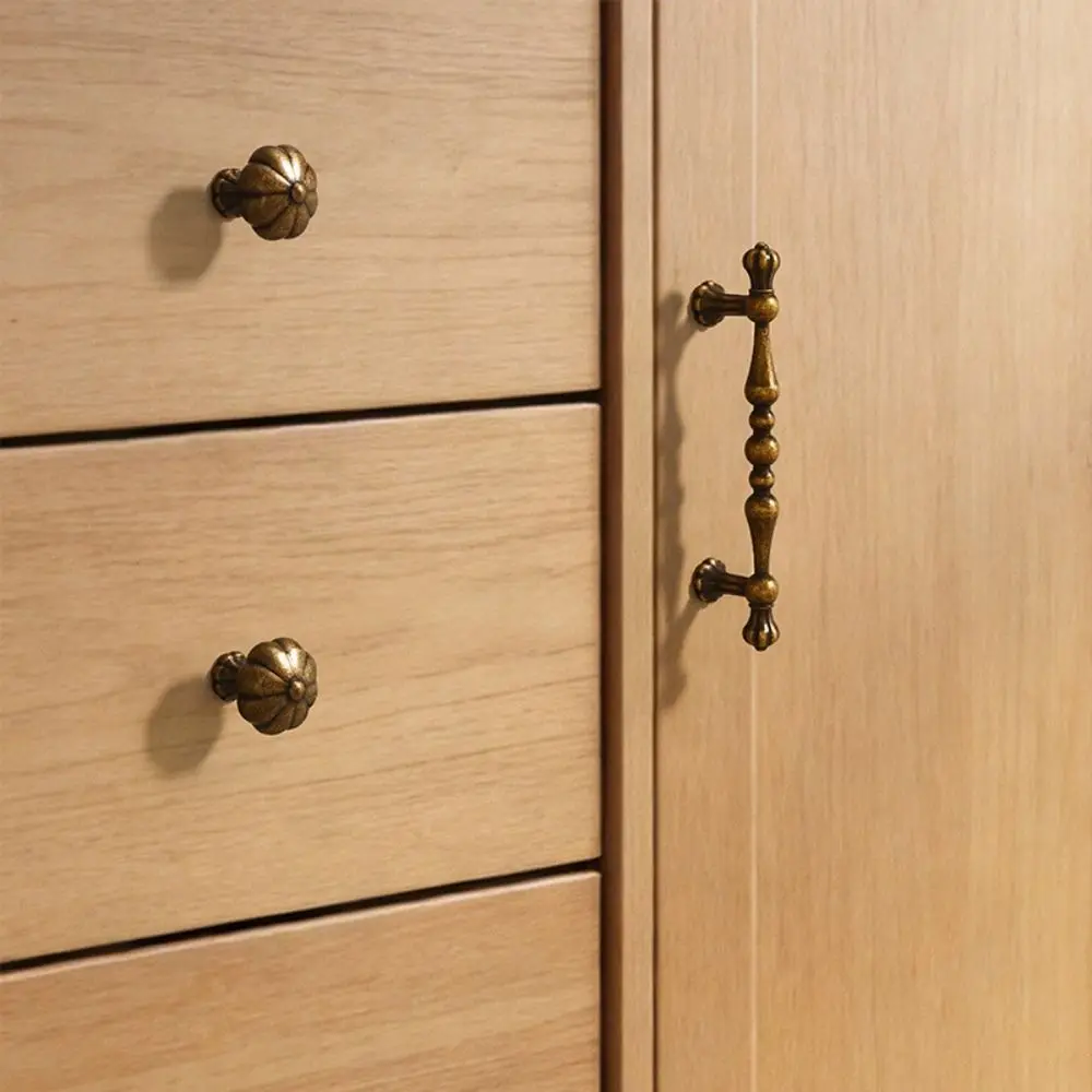Zinc Alloy Cabinet Door Handle Light Luxurious Modern Simple Kitchen Cupboard Pull French Style Solid Antique