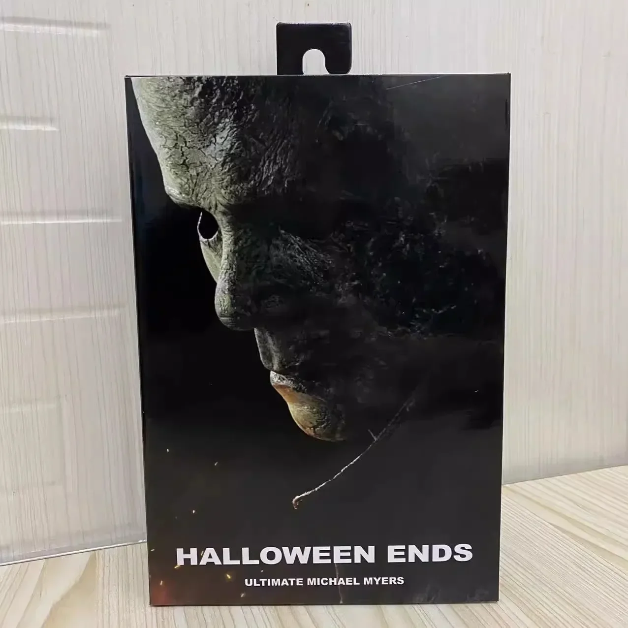 NECA Halloween Ends Ultimate Michael Myers 7inches Action Figure Collectible Gifts