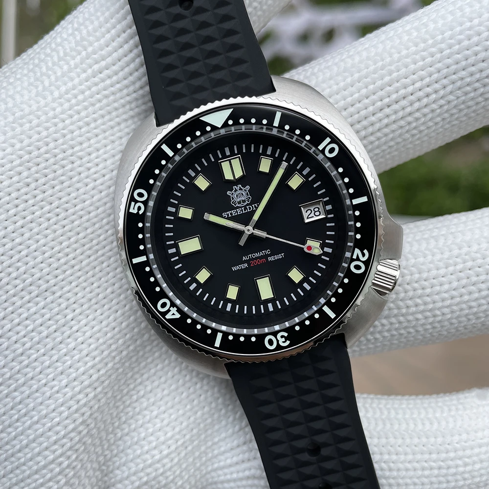 SD1970 Steeldive Marke 44MM AR-Beschichtung Saphirglas 200M wasserdichte Turtle Herren NH35 Automatik-Taucheruhr mit Keramiklünette 10