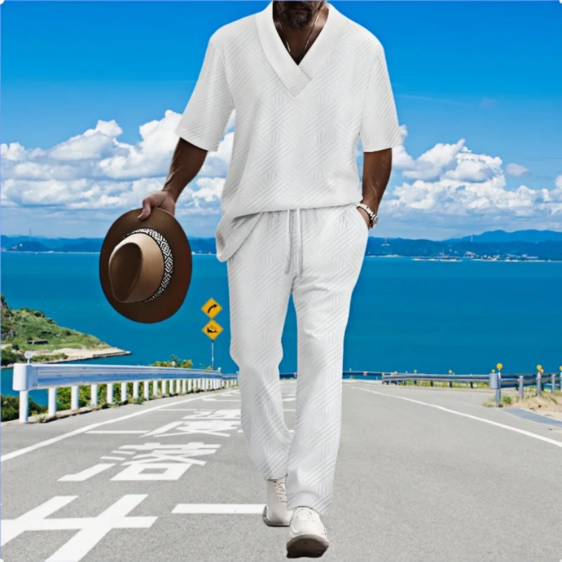 

Men's casual short-sleeved trousers with a heart-shaped collar, in a solid color design, suitable for various occasions' outfits