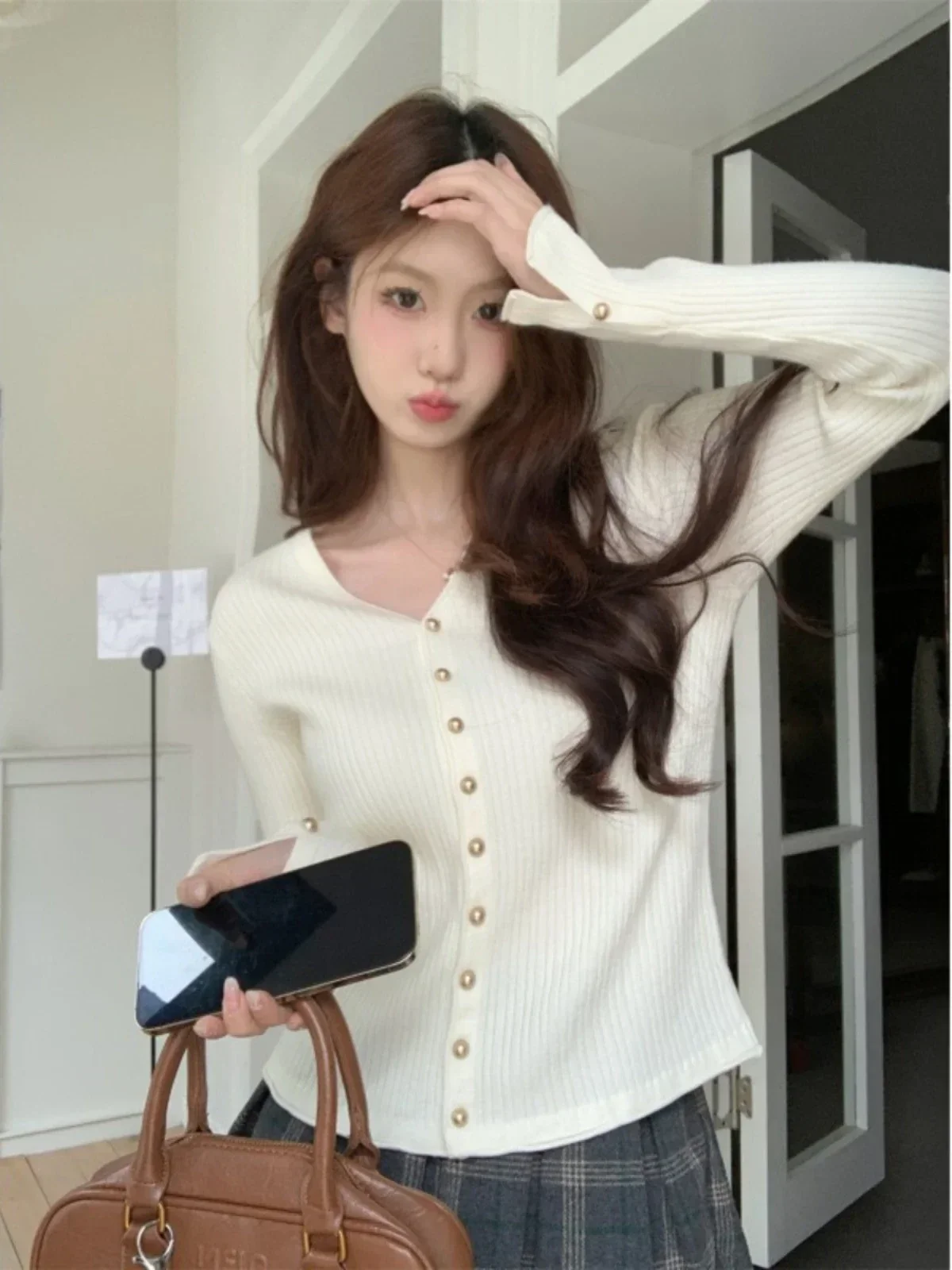 V-neck Knitted Cardigan Women Slim Casual Sweet Girls Streetwear All-match Korean Style Gentle Temper Minimalist Ulzzang Daily