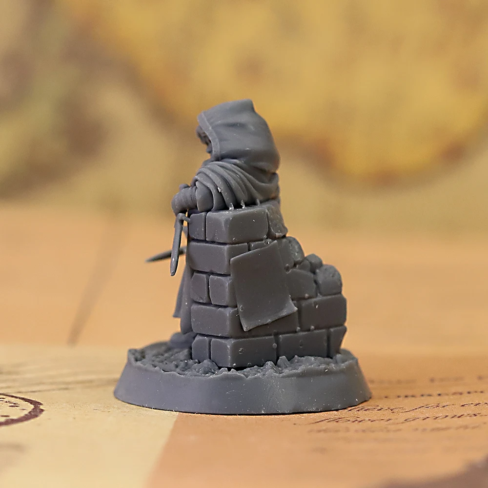 Female Rogue Resin Unpainted Miniature Figure for Tabletop RPG Dungeons Role Playing Wargame