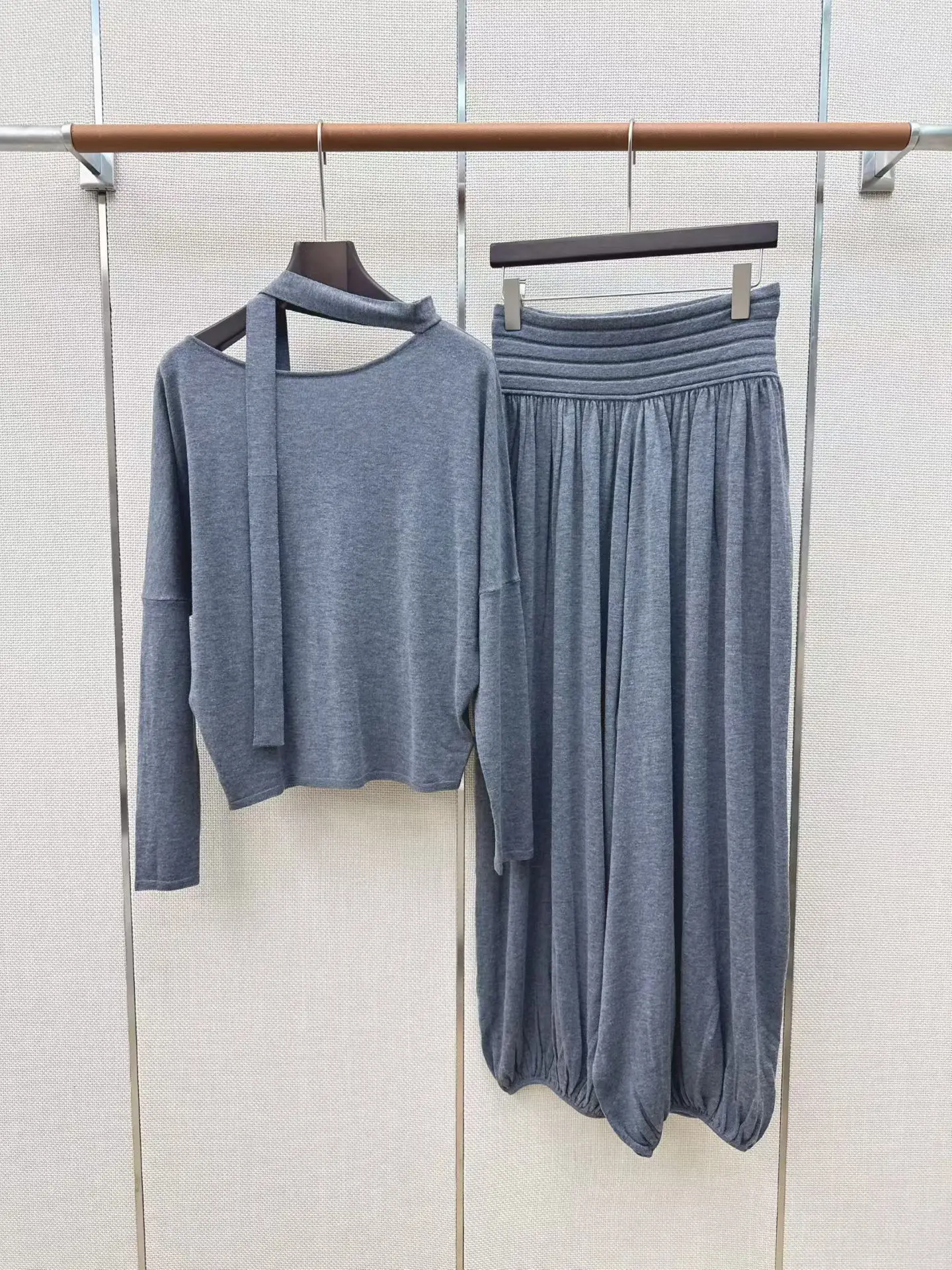 Lazy Style Wool 2 Piece Set, Ribbon Knit Sweater & Elastic Straight Pants, 100% Worsted Wool Yarn, Mead Color