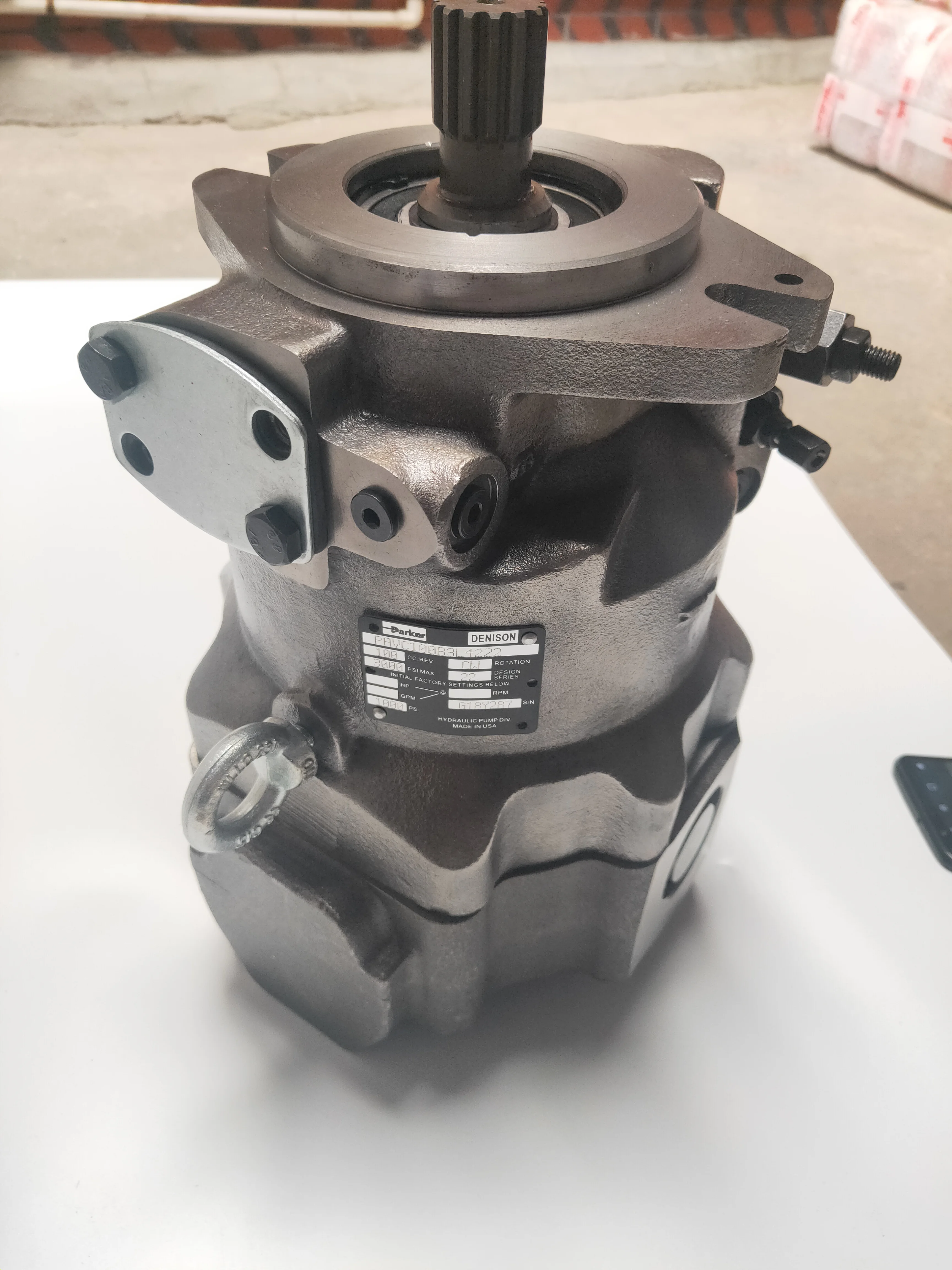 Par ker hydraulic PAVC100 PAVC38 axial PAVC series piston pump PAVC100B3L4222.