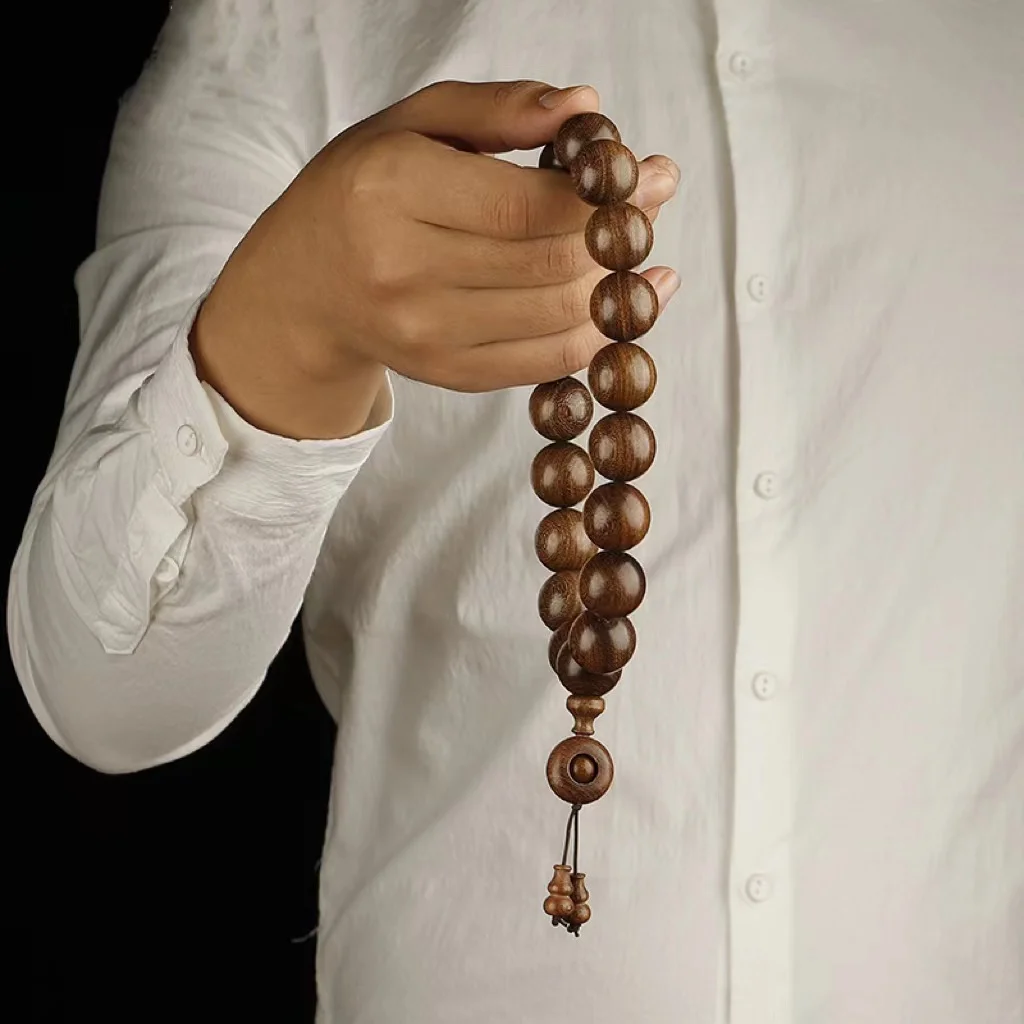 

Golden Sandalwood Buddha Bead Male 2.0 Handheld Ebony Bracelet Wooden Leaf Red Sandalwood Fragrant Car Pendant