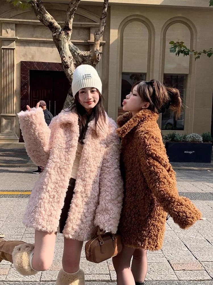 Retro ort Fur Jaet Lamb Fur Women's Faion Winter Trend Youthful Warmth Sweet Sle Straight Hemline Single Button Closure