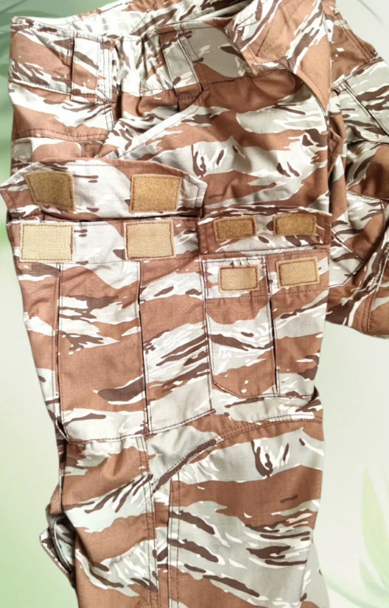 Outdoor desert tiger pattern camouflage tactical pants, scratch resistant and durable view 4
