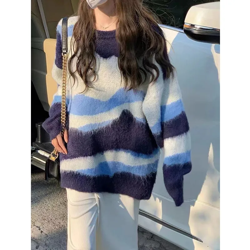 Korean Style Striped Sweater with a Lazy and Relaxed Design for Women Featuring a Loose Soft and Sticky Long Sleeved Knitted Top