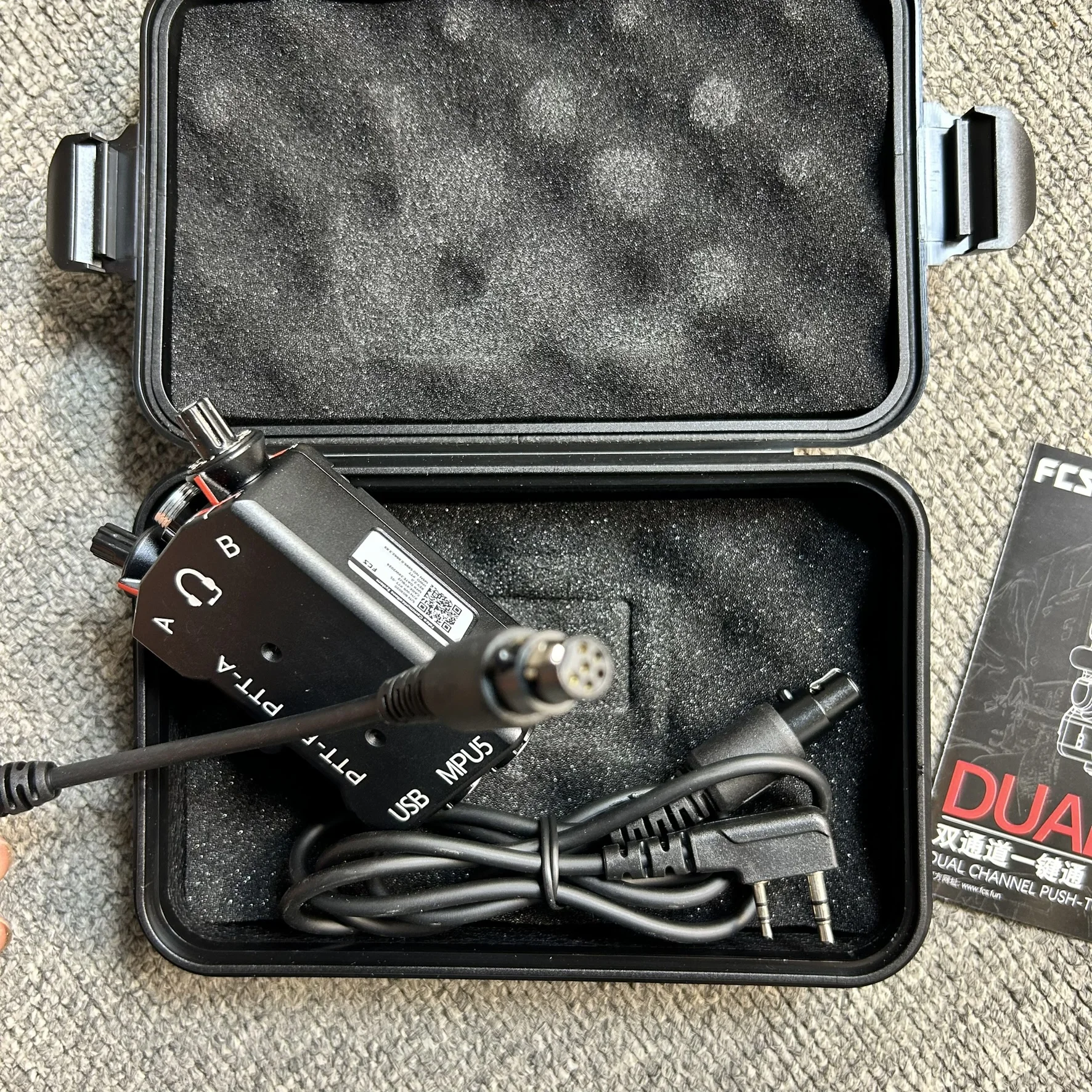 جميع الإصدارات المعدنية MPU5 DUAL PTT راديو تكتيكي وظيفي PTT لسماعات الرأس القياسية U174/uNATO AMP/C3 وغيرها