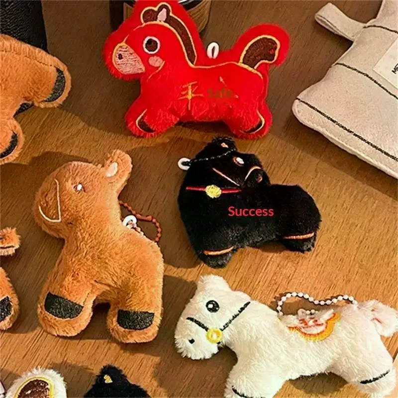 Cute Year Of The Horse Pony Mascot Plush Doll Stuffed Toy Keychain Pendant Bag Hanging Chinese New Year Blessing Souvenir Gifts