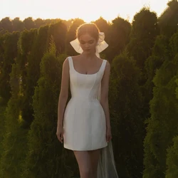 Elegant Square Neck Satin Short Wedding Dress With Big Bow Sleeveless Bodycon Mini Bridal Dress For Civil Elopement Party Bride