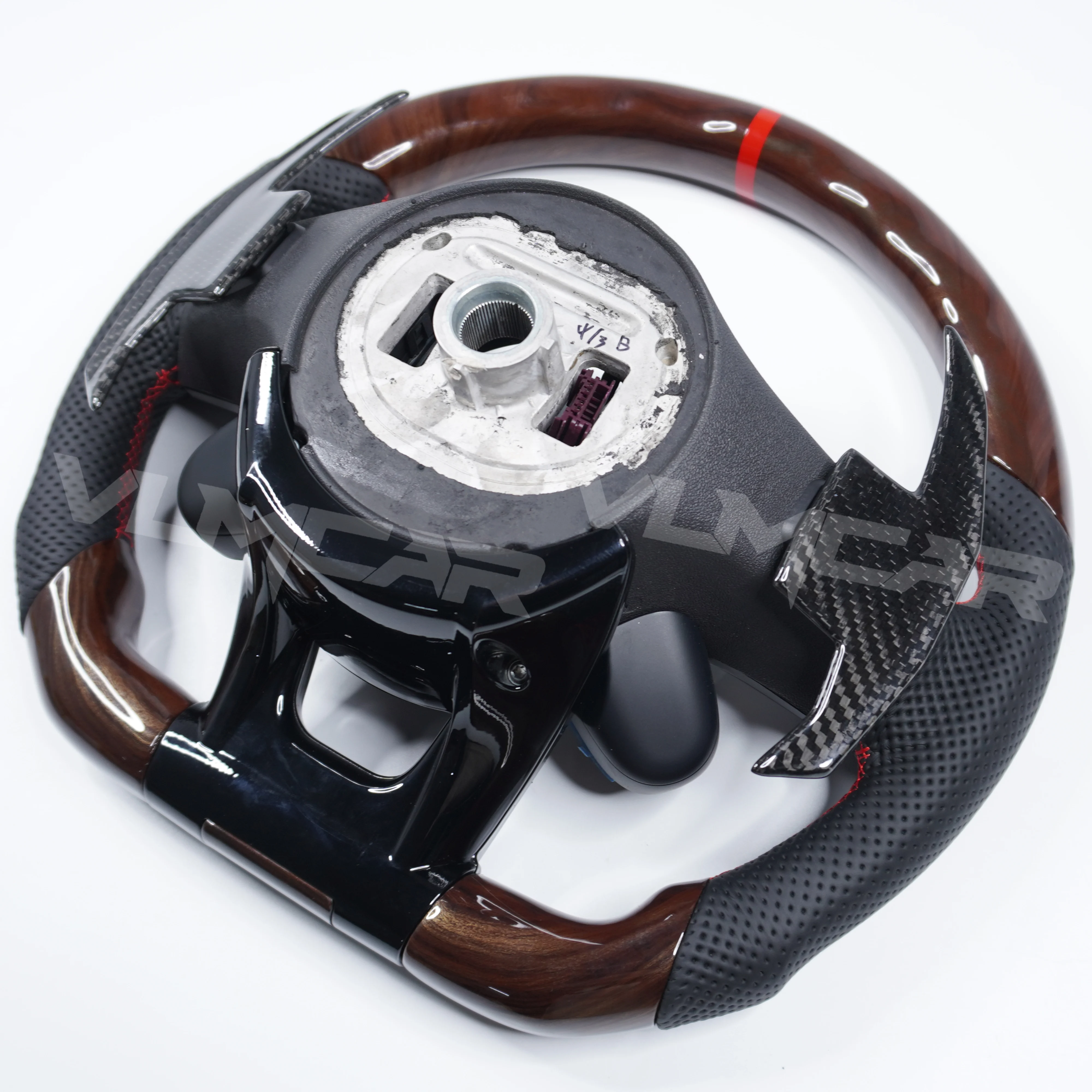 عجلة قيادة خاصة من ألياف الكربون والحبوب الخشبية المخصصة لسيارة Mercedes Benz 809 AMG A/C/E Class W213 W203 W205 AMG