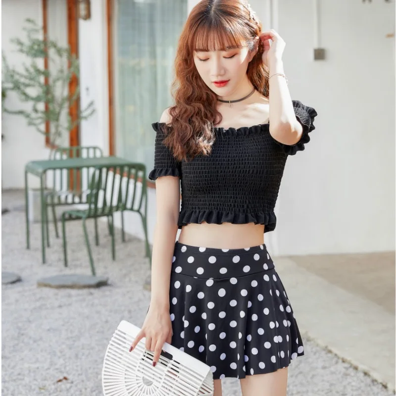 

2023 Swimsuit Female Dress Black Polka Dot Split Swimsuit South Korea Sexy Fairy Beach Swimsuit Female