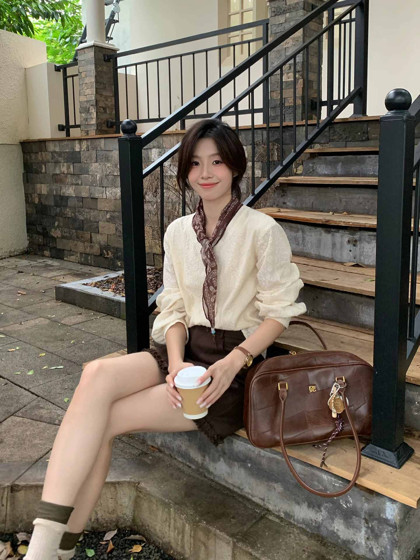 

Baroque Love Letter round Ne Embroidered Floral Pattern 00% Cotton Korean Sle irt Breathable Comfortable Long Sve L...