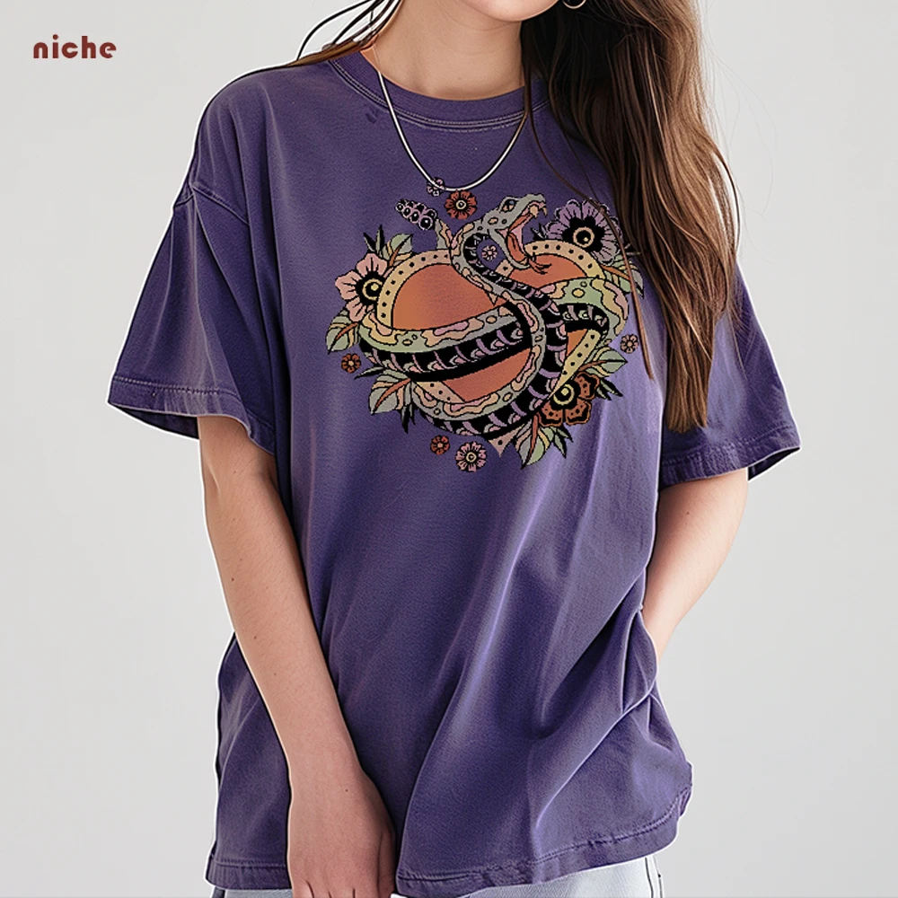 

Luxury Contrasting Color Snake Flower Print T-Shirt Round Neck Shoulder Wash Retro Pure Cotton Designer New Short Sleeves