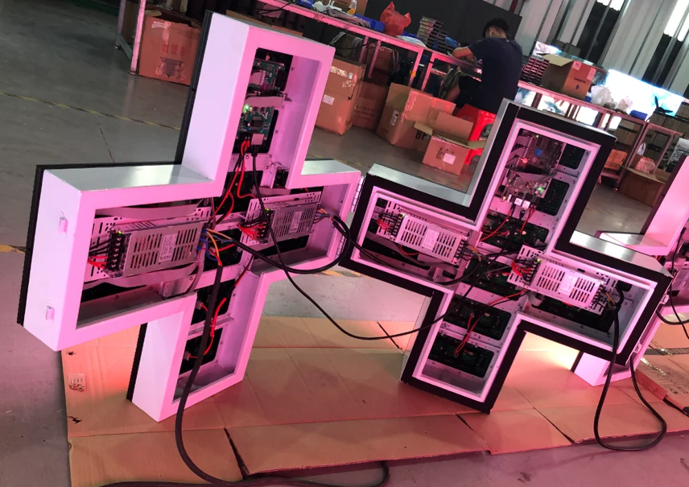 

Pharmacy Sign Customized Cross Led Display Screen Full Color P5 Pharmacy Cross Outdoor Led Screen