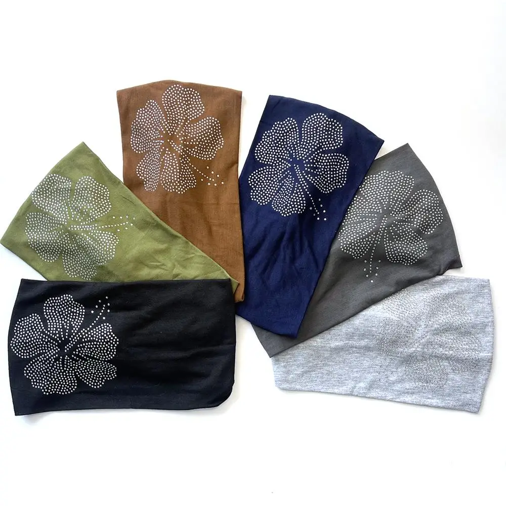 عصابة رأس عصرية واسعة من حجر الراين قابلة للتمدد وعصرية بلون سادة عمامة متعددة الاستخدامات للنساء