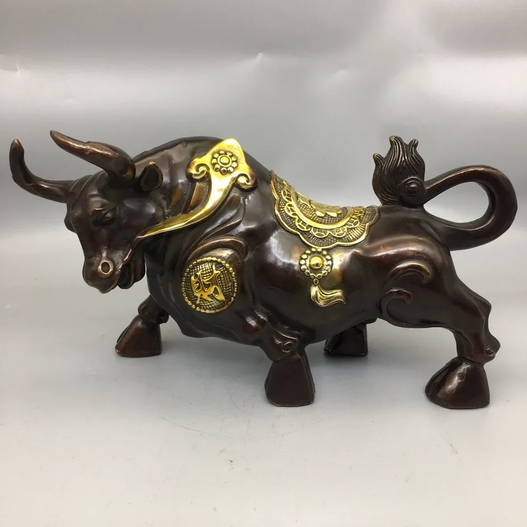 Metal wealth is like a rainbow. Bull ornaments, decorations, home furnishings, offices, cultural and creative decorations