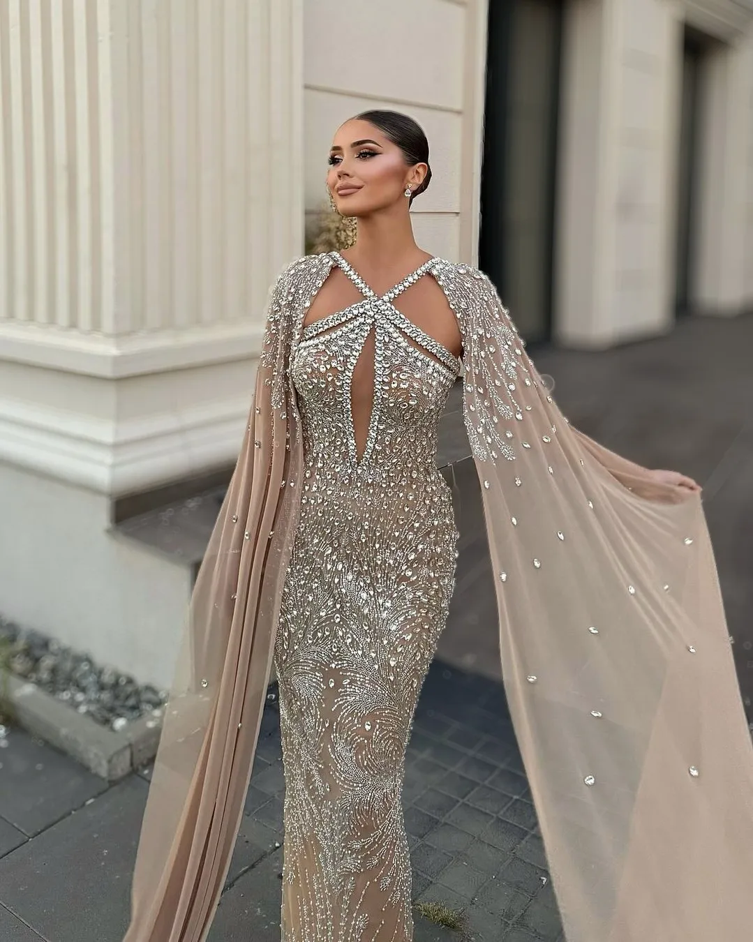 New Design Sexy Beading Crystal Pearls Charming Fashion Mermaid Evening Dress Prom Formal Party Dress