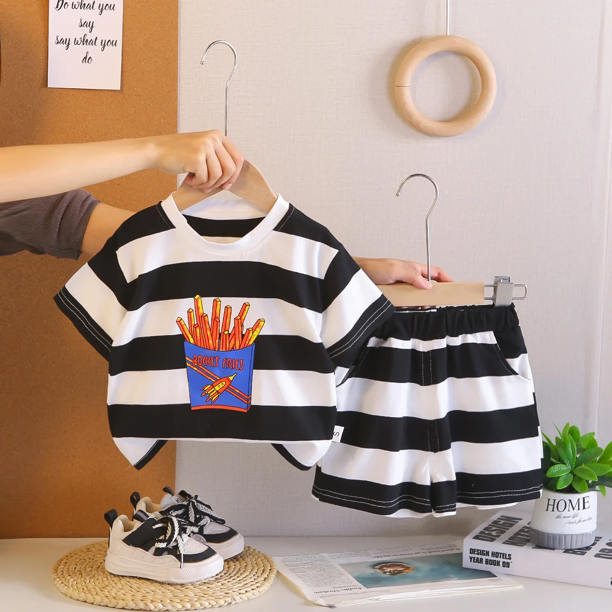 2026 Toddler Boys' Summer 2-Piece Set Striped Rocket Fries Print Short Sleeve T-Shirt & Shorts Casual Kids' Outfit for 1-5 Years