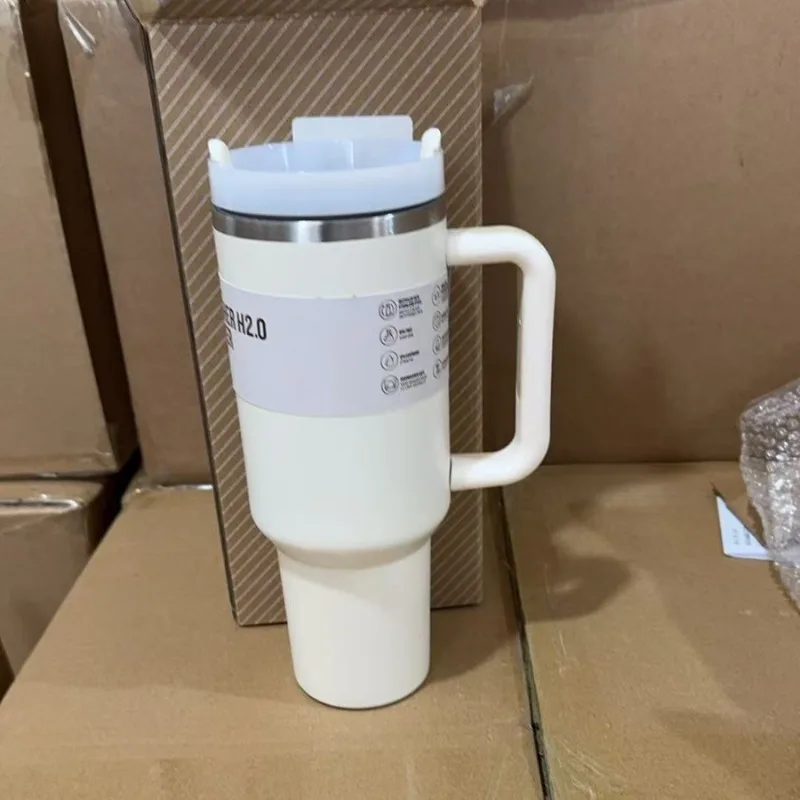 

New Second-generation 40OZ Large Capacity Stainless Steel Car Insulated Cup for Convenient Travel Use