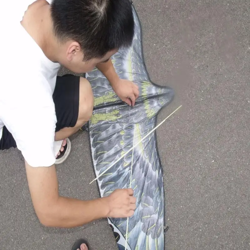 Cometa repelente de aves para deportes divertidos al aire libre, 1 unidad, 1,2/1,55/1,6/1,65/1,8 metros, fácil de volar, cometa de águila para niños o adultos
