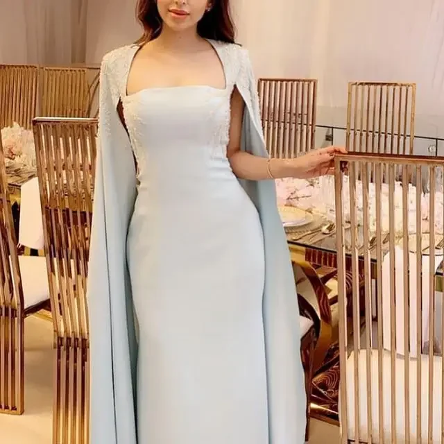 

Sky Blue Chiffon Prom Dresses Cap Long Sleeves Formal Gowns Sweep Train Women Scoop Evening Dress Special Celebrity Party Gowns