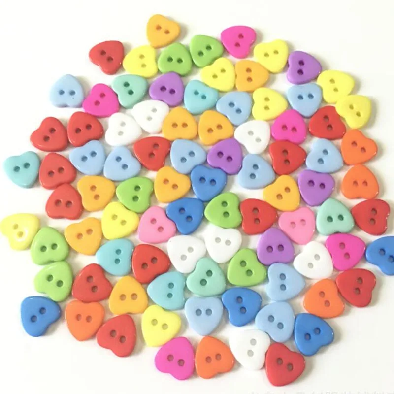 100 Pcs Love Shape Button Resin Garment Accessories Candy Color With 2 Holes for Baby Children Clothes Sewing Craft DIY