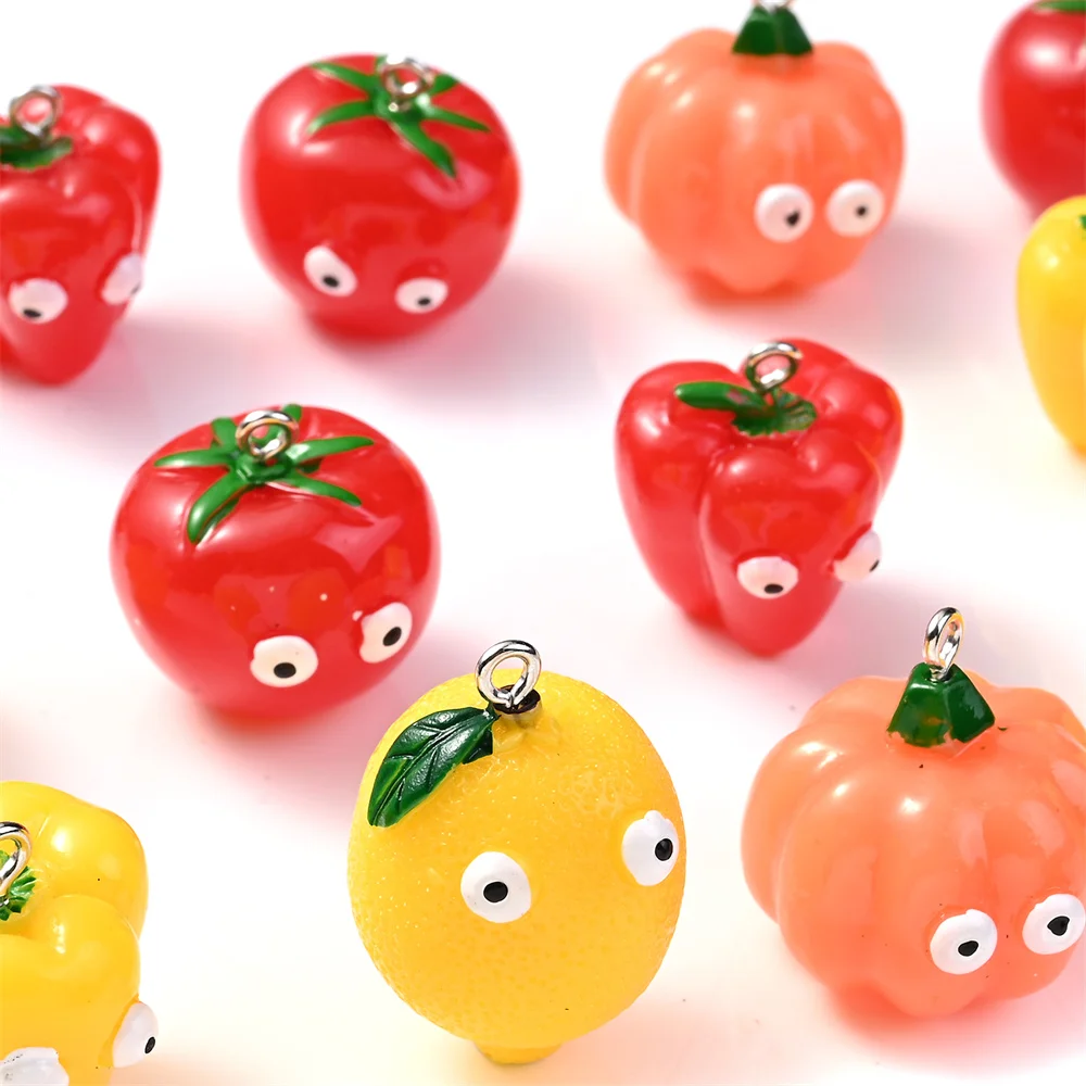 5 Stück 3D Gemüse- und Obst-Anhänger: Tomate, Paprika, Kürbis, Zitrone, Aubergine, Harz-Kreativanhänger für die Schmuckherstellung – Detail 4