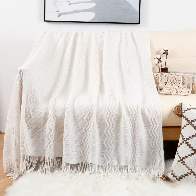 Solid Color Knitted Soft Throw Blanket Machine Washed Crochet Hand Knitted Blanket Winter Warm Tassel Blanket