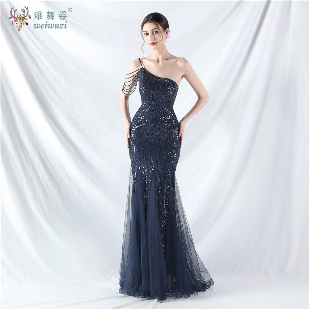 Sukienka wieczorowa na jedno ramię, cekinowa, długa, typu rybka, z kryształkami, koralikami, wzorem sznurkowym, obcisła, koronkowa, z tiulowym dołem, suknia formalna.