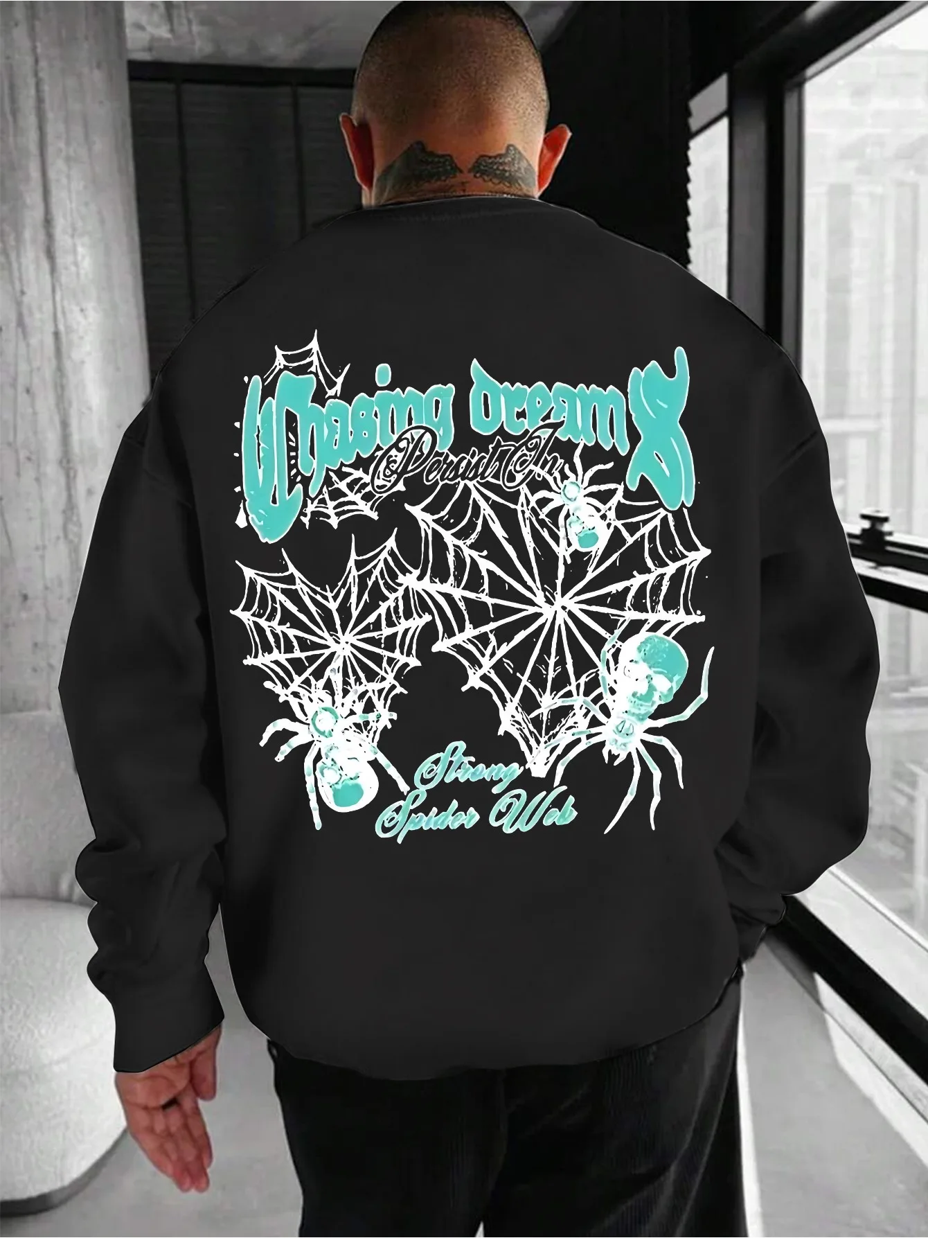 Men Oversized Crewneck Sweatshirt, Chasing Dream Spider Web Skull Gothic Graphic Back Print Y2K Streetwear Pullover