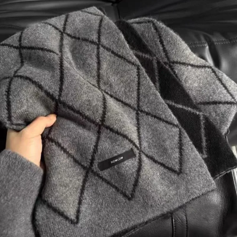 Knitted Scarf Gray Vintage Japanese Style Wool Blend Double Sided Rhombus Pattern Thickened Protective for Men Women Autumn