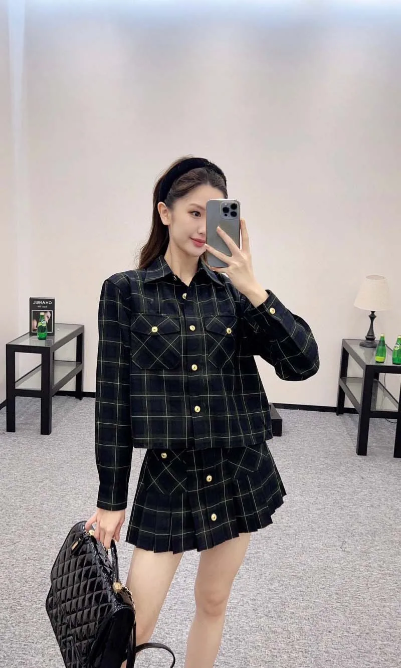 2024 New Autumn New Women's Shirt Fashionable and Exquisite Advanced College Style Pattern Cotton Wool Shoulder Shirt