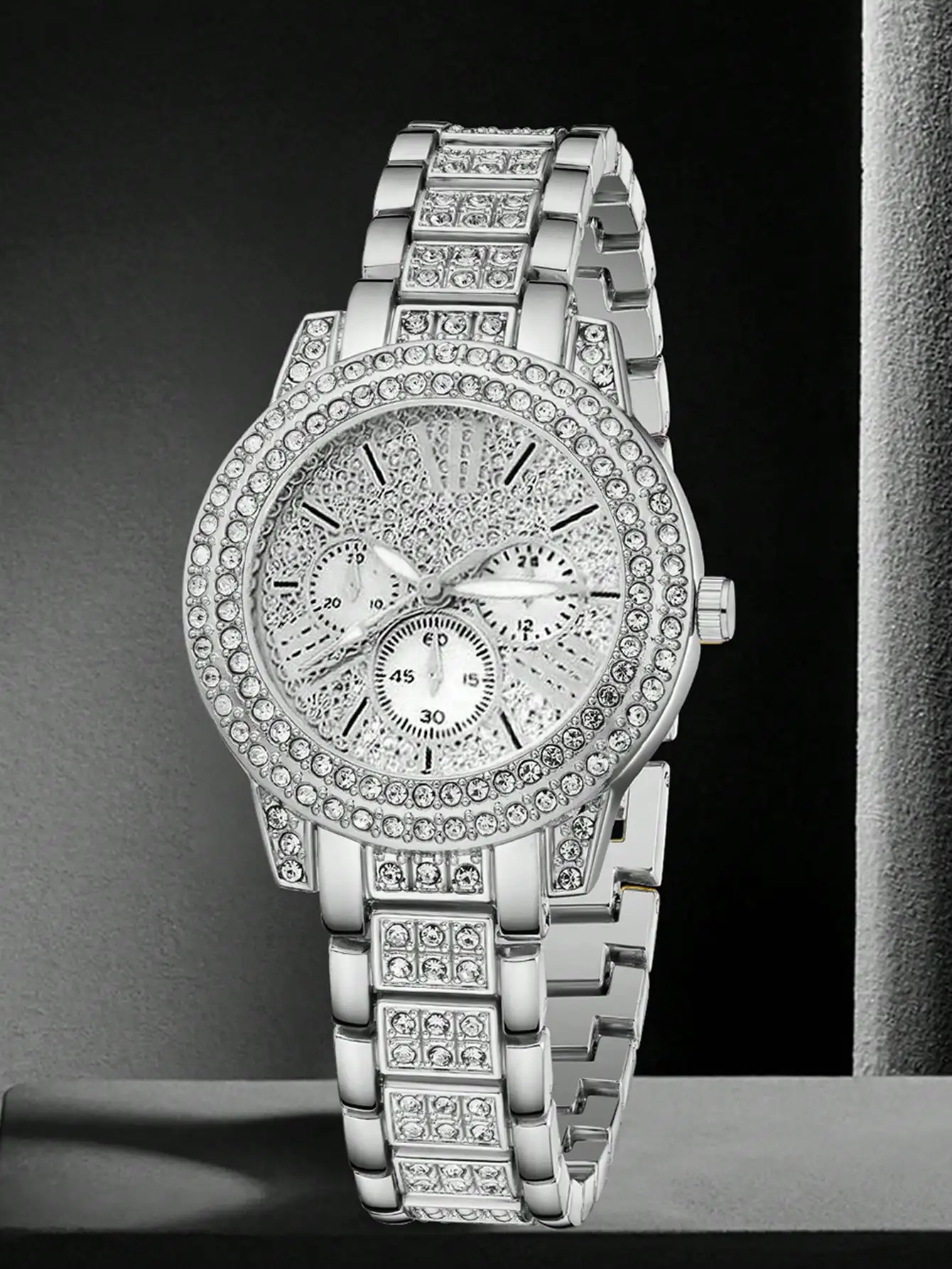 

Элегантные женские кварцевые часы с кристаллами и ремешком из нержавеющей стали