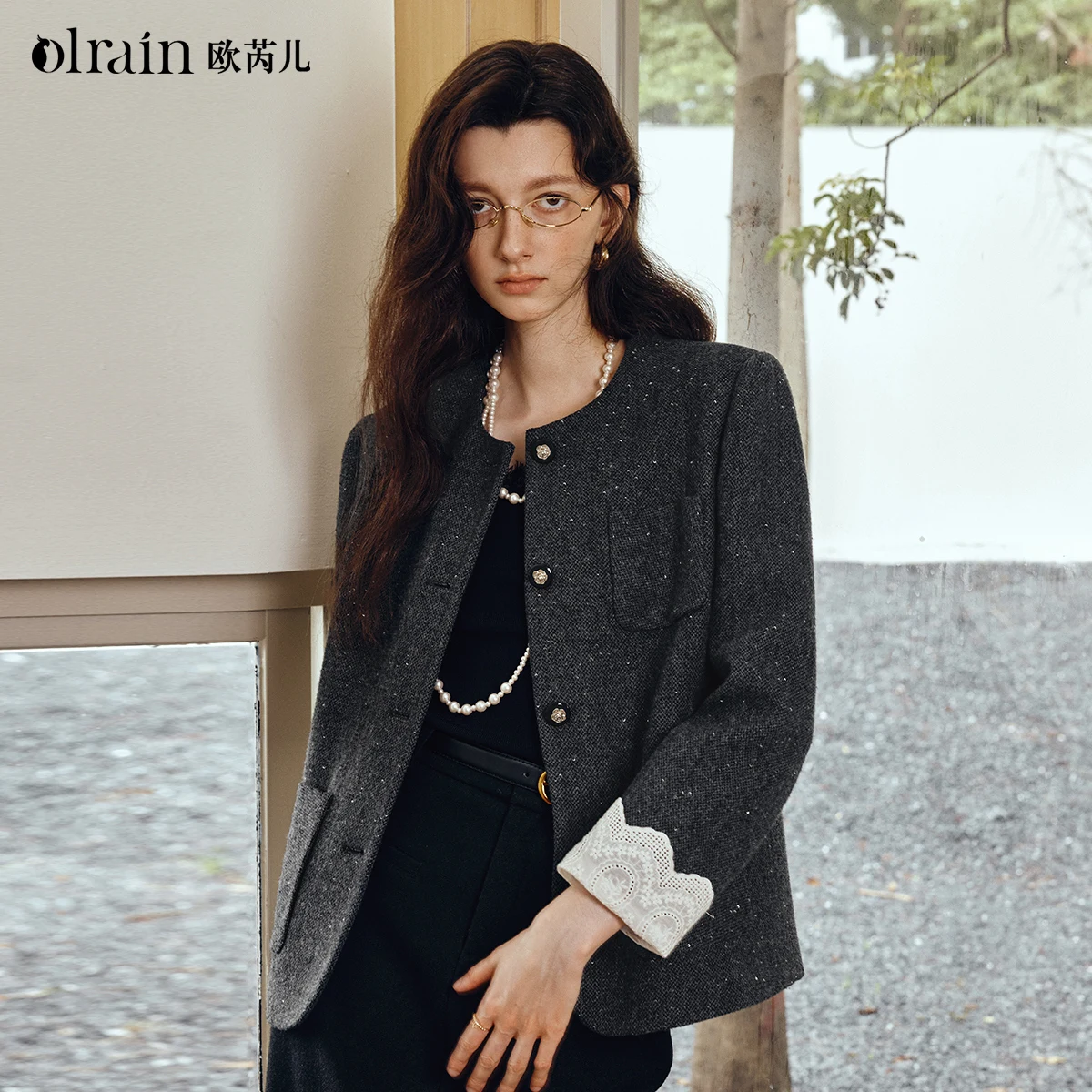 OLrain short coat women's clothing 2026 autumn new small fragrant style commuter gray round neck contrasting lace GO58QW001523