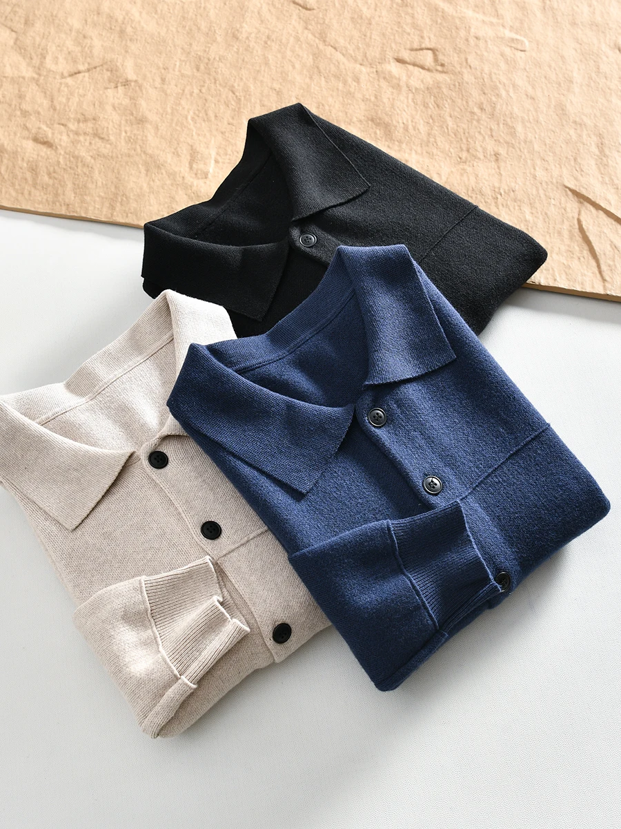 

Soft And Comfortable Men's Knitwear Coat with Stand Collar And Stripes Design for Autumn And Winter Season Casual Wear