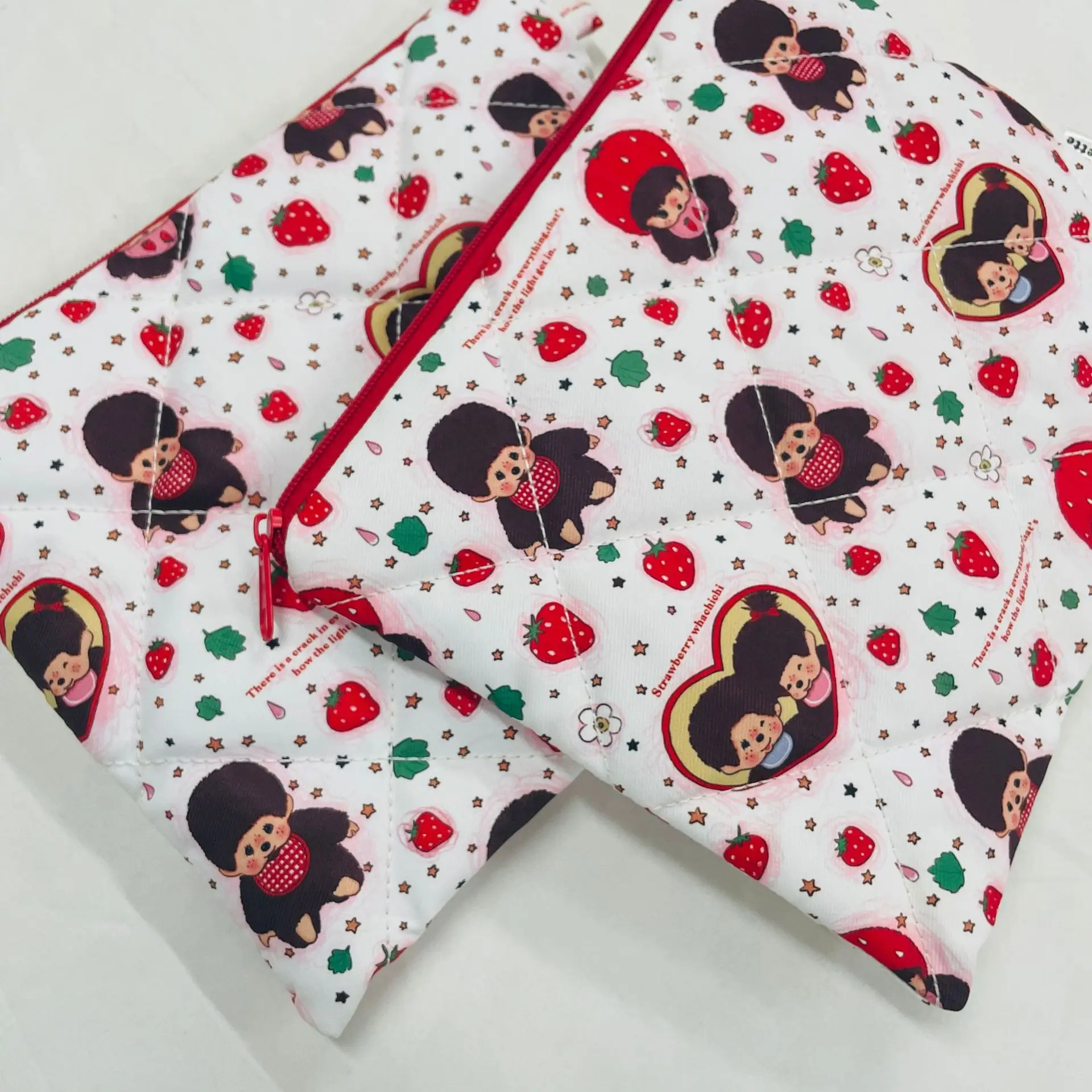 Funda Protectora para Laptop Mengqiqi con Estampado de Fresas, Bolsa Interior para Computadora, Funda Protectora Antigolpes para Laptop, Bolsa de Almacenamiento, Regalo