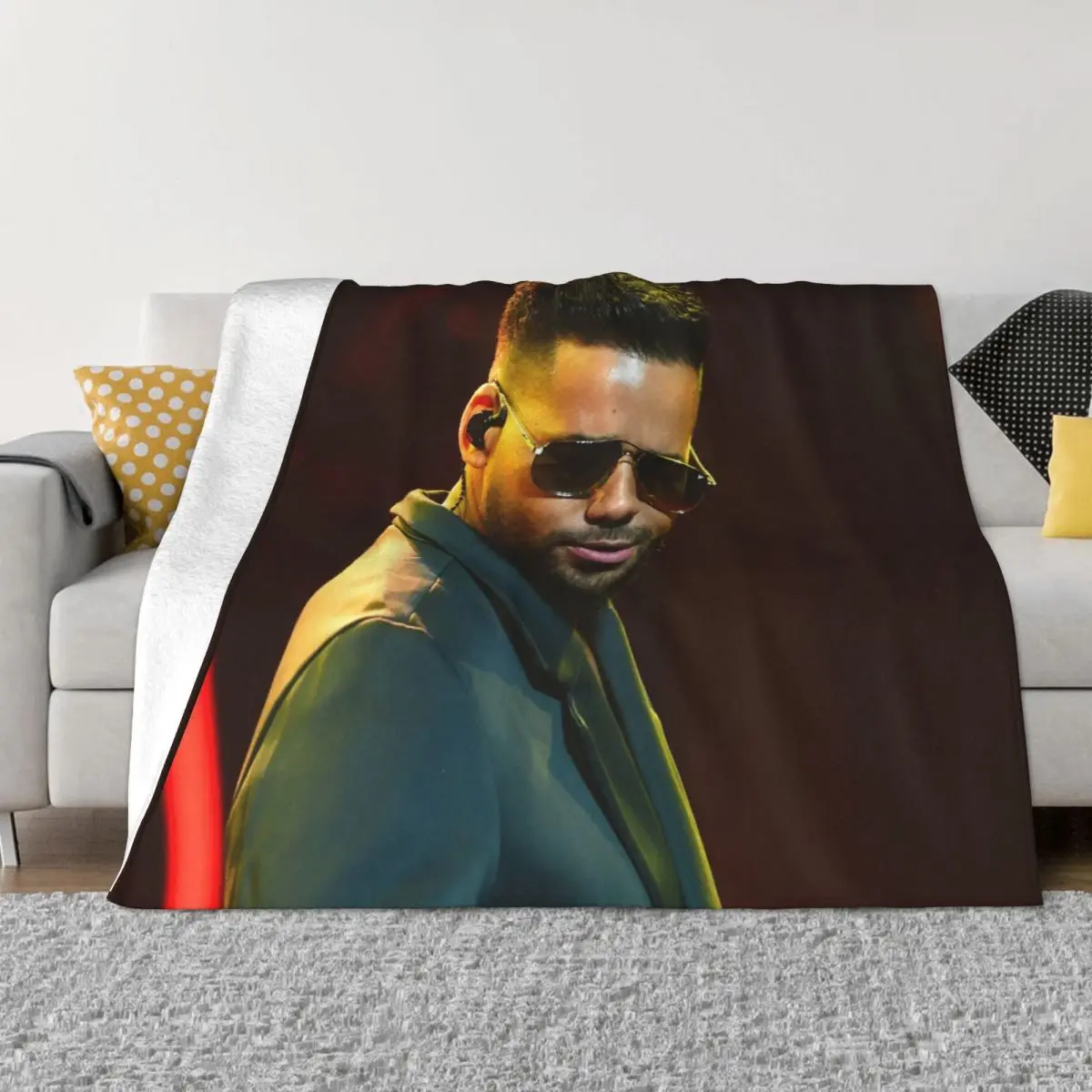 

Romeo Santos 002200 плюшевое одеяло до колена пляжное одеяло зимние одеяла одеяла на зиму пледы