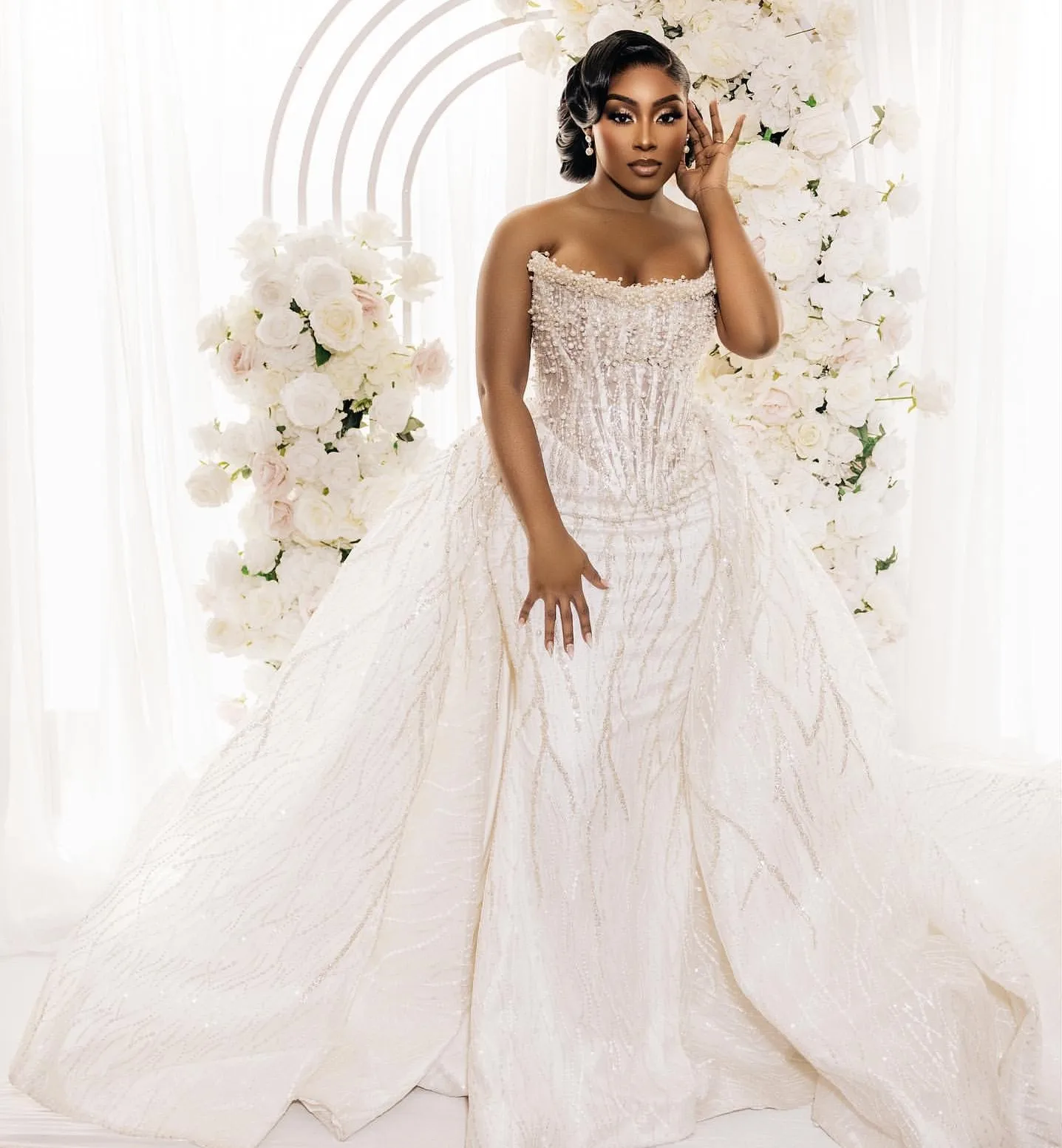 

Arabic Aso Ebi Wedding Dress 2026 Detachable Train Strapless Beaded Pearls Sequined Lace Bridal Grown Vestidos De Novia