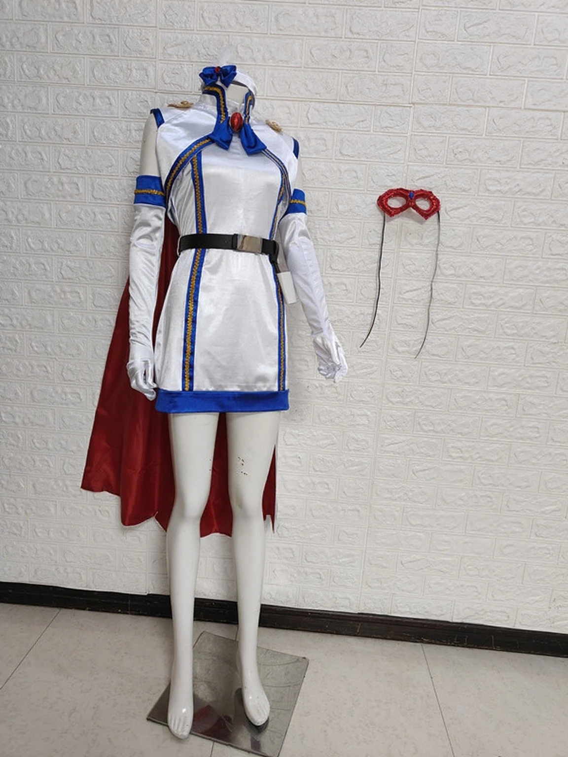 Tokusatsu Giga طبعة الفيلم مثير الساحرة دور اللعب كوميك كون عالي اللمعان النسيج المرقعة فستان أبيض S-XL تأثيري حلي