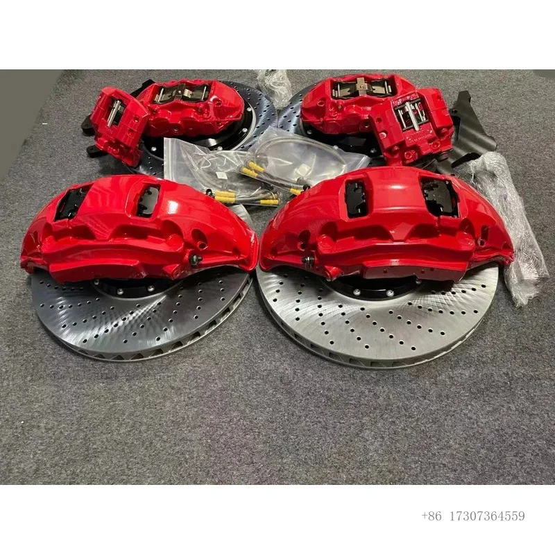 

Новый дизайн: 10-поршневые передние и 4-поршневые задние тормозные суппорты