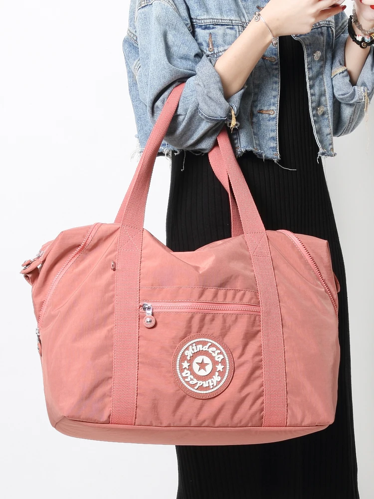 sac-de-voyage-sportif-leger-en-nylon-sac-de-fitness-portable-pour-femmes-sac-a-bandouliere-impermeable-de-grande-capacite-pour