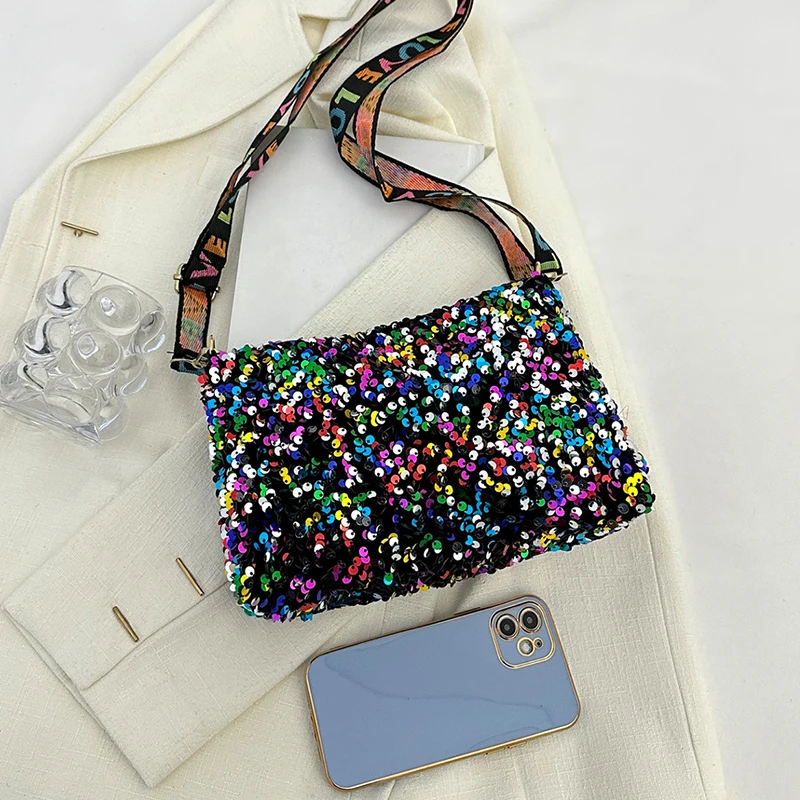 ユニークなストラップデザインの女性用スパンコールスクエアクロスボディバッグ、特別な機会やパーティーに最適なエレガントな小さなショルダーバッグ