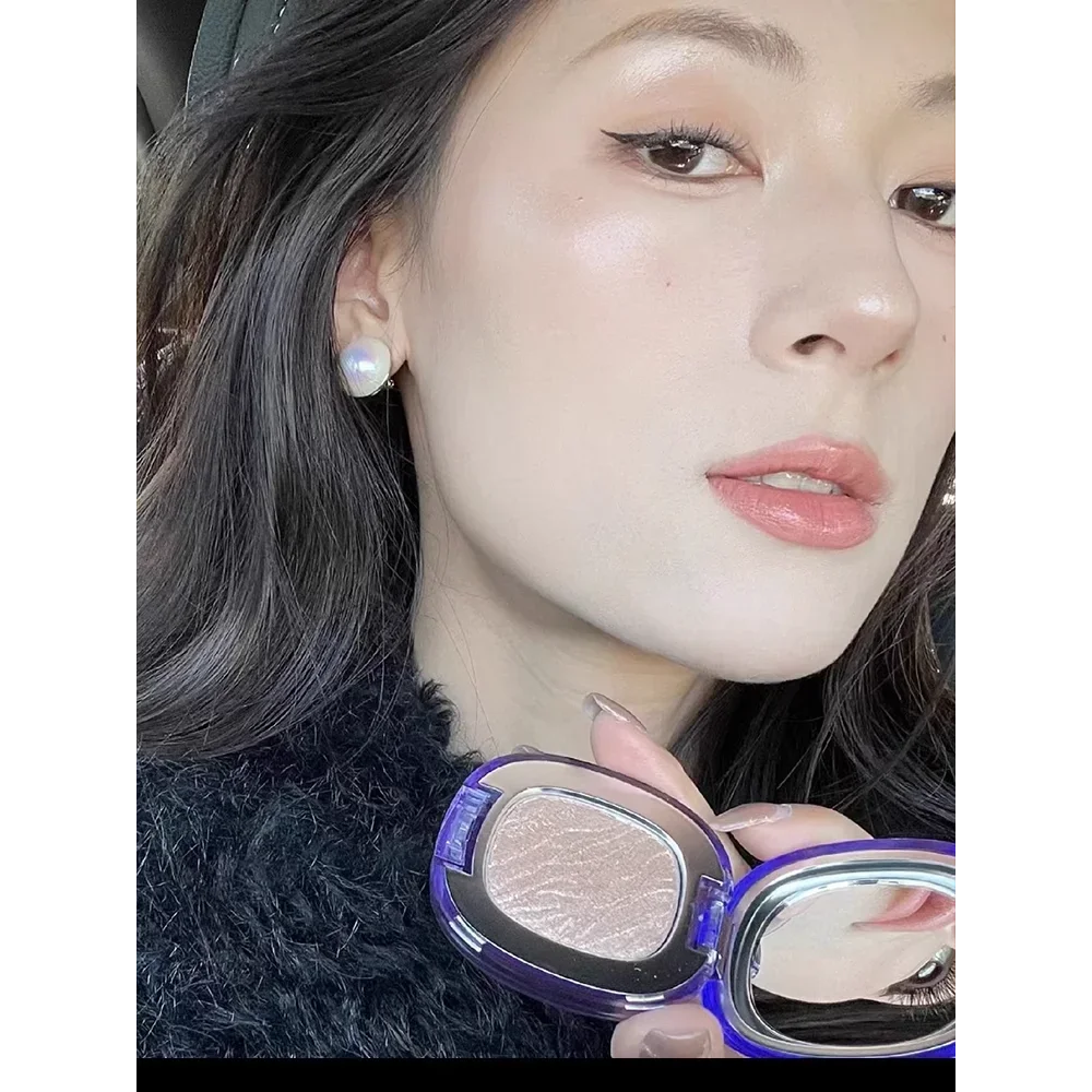 GirlsCrush Einfarbiger Textmarker Hochglänzender Lidschatten Gesichtsaufhellender Schimmer Augen-Nasenpuder Langanhaltende Make-up-Kosmetik