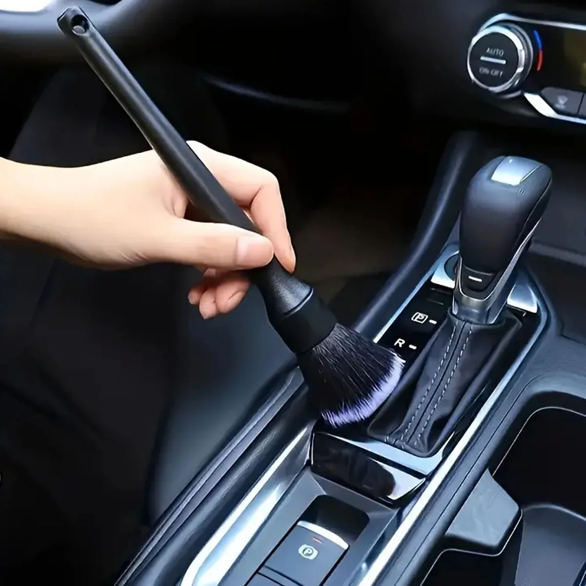 Escova de remoção de poeira interior do carro, escova de limpeza de saída de ar condicionado, ferramenta de limpeza, escova de cerdas macias para lavagem de carro, lacuna interior