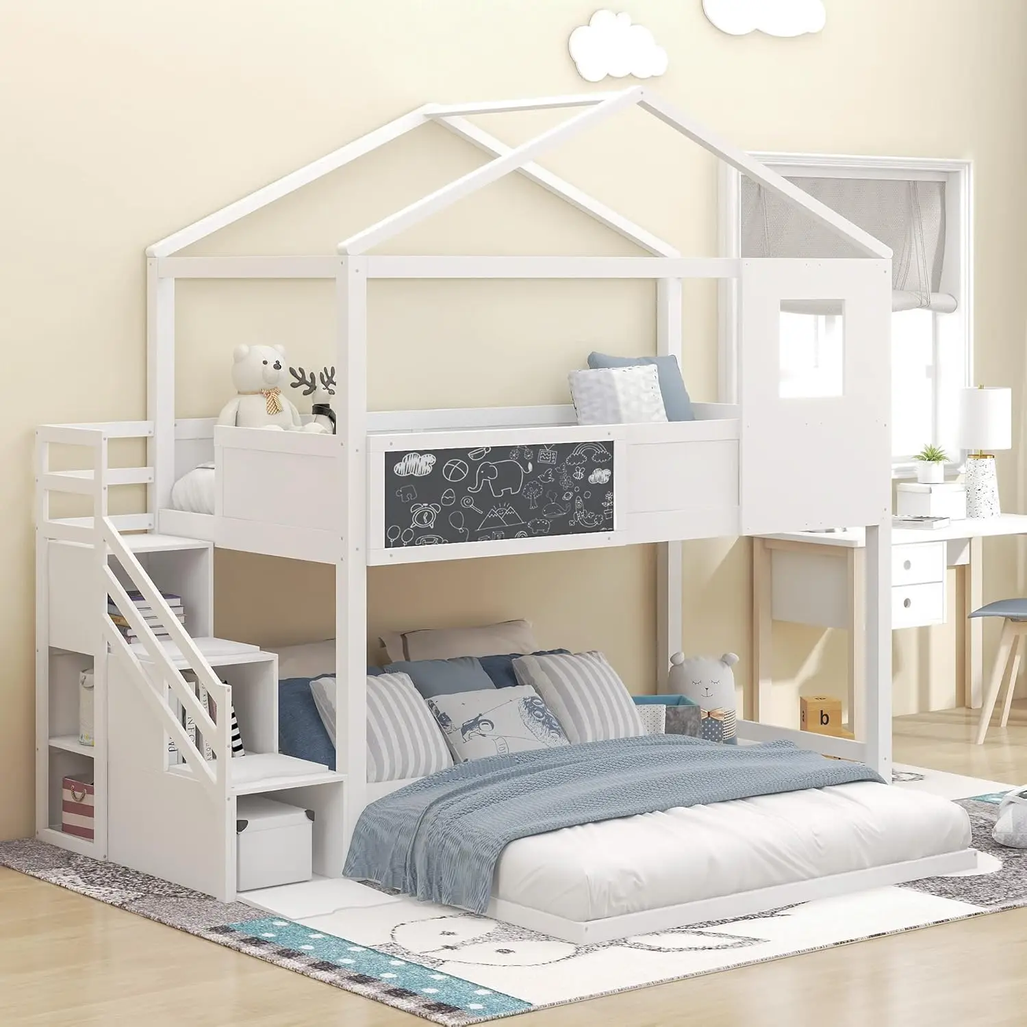 Beliche duplo sobre casa completa com escada de armazenamento e quadro negro, beliche infantil de madeira com telhado e guarda-rails, beliche de casinha de brincar